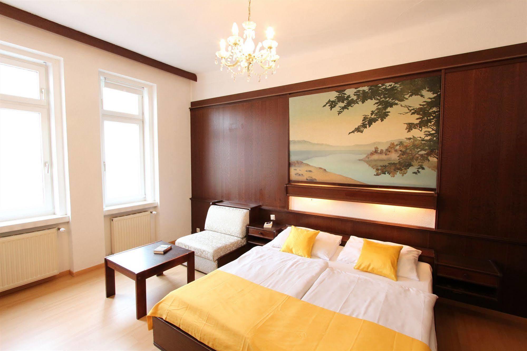 Checkvienna - Edelhof Apartments Kültér fotó