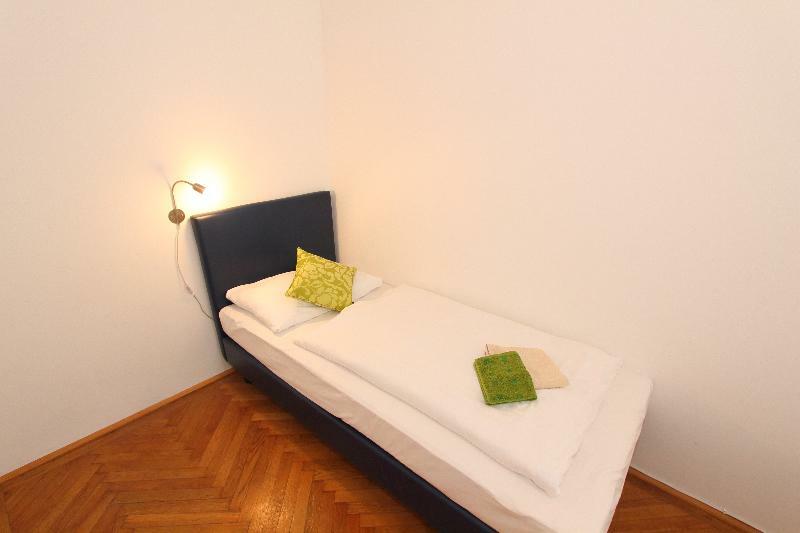 Checkvienna - Edelhof Apartments Kültér fotó