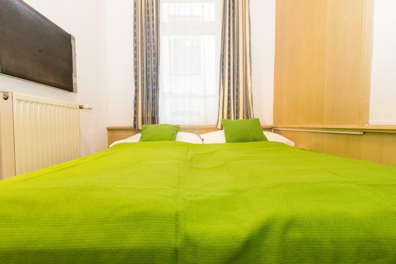Checkvienna - Edelhof Apartments Kültér fotó